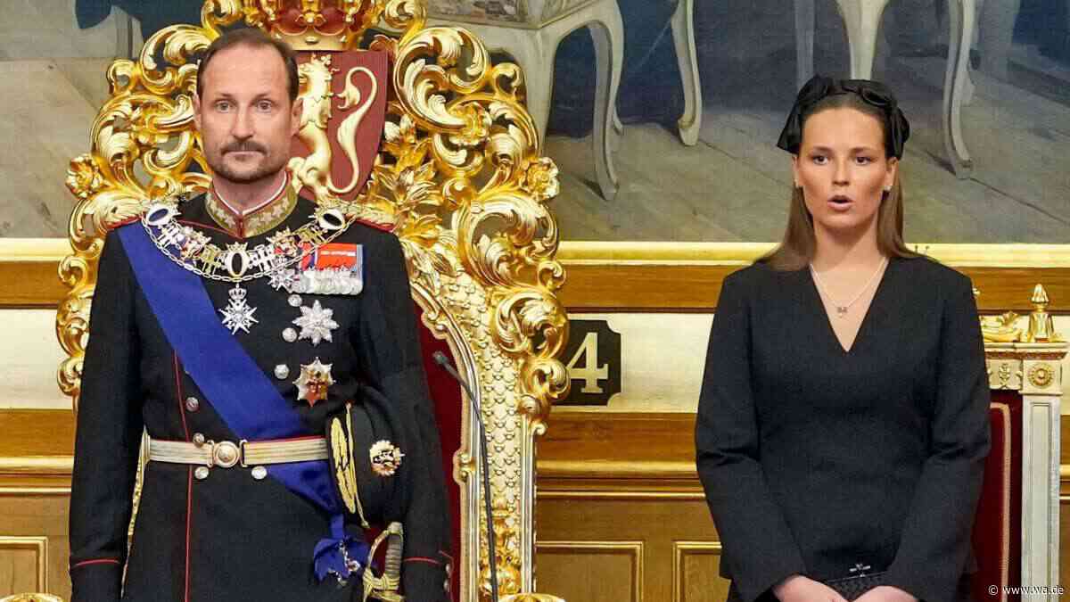 Kronprinzessin Ingrid Alexandra vertritt kranke Mette-Marit bei Parlamentseröffnung an Haakons Seite