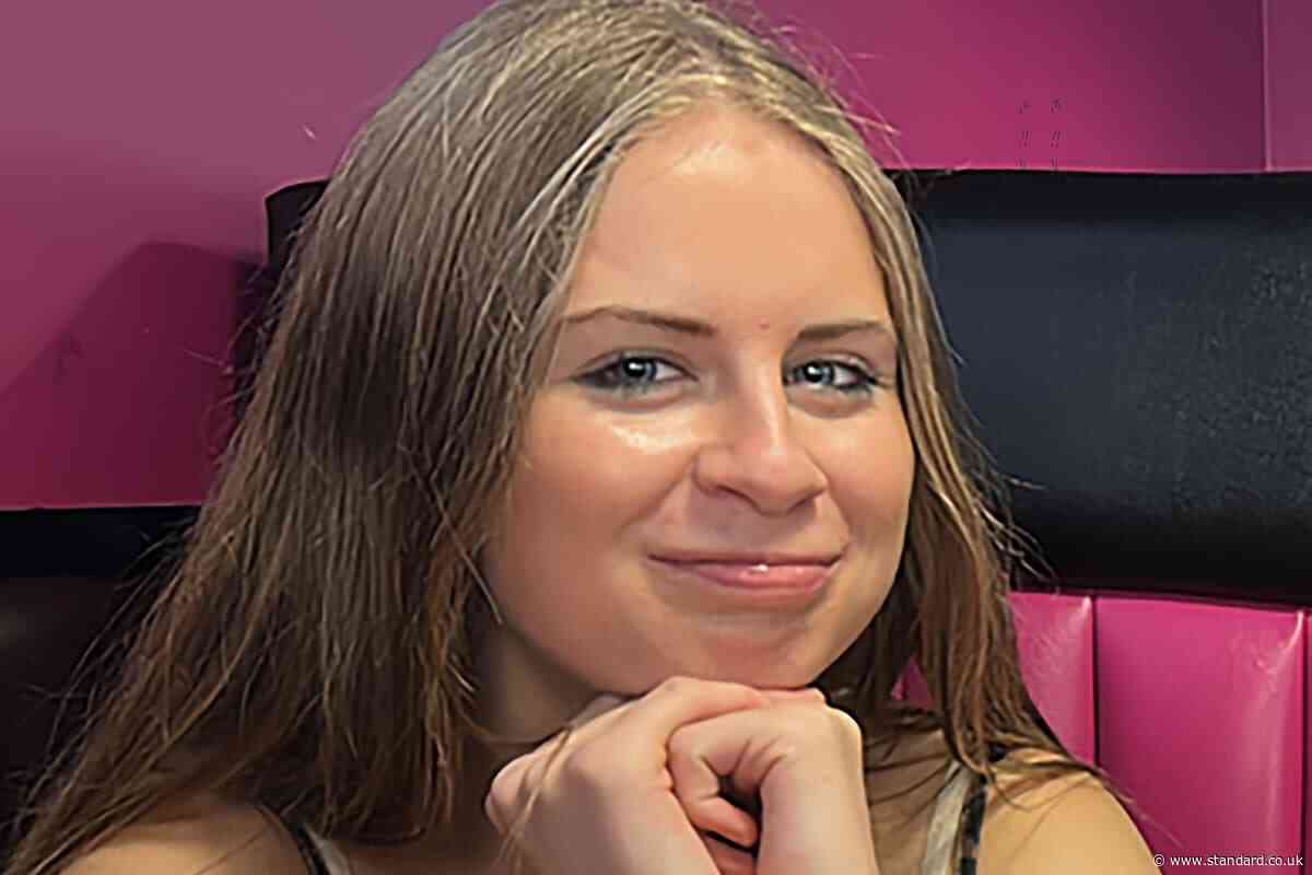 Tribute to ‘beautiful girl’ who died with two other teens in car river plunge