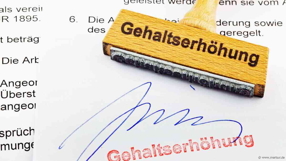 Gehaltserhöhung oder Bonus: Was langfristig den größeren Unterschied machen kann