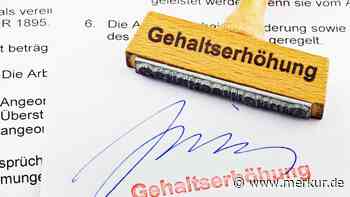 Gehaltserhöhung oder Bonus: Was langfristig den größeren Unterschied machen kann