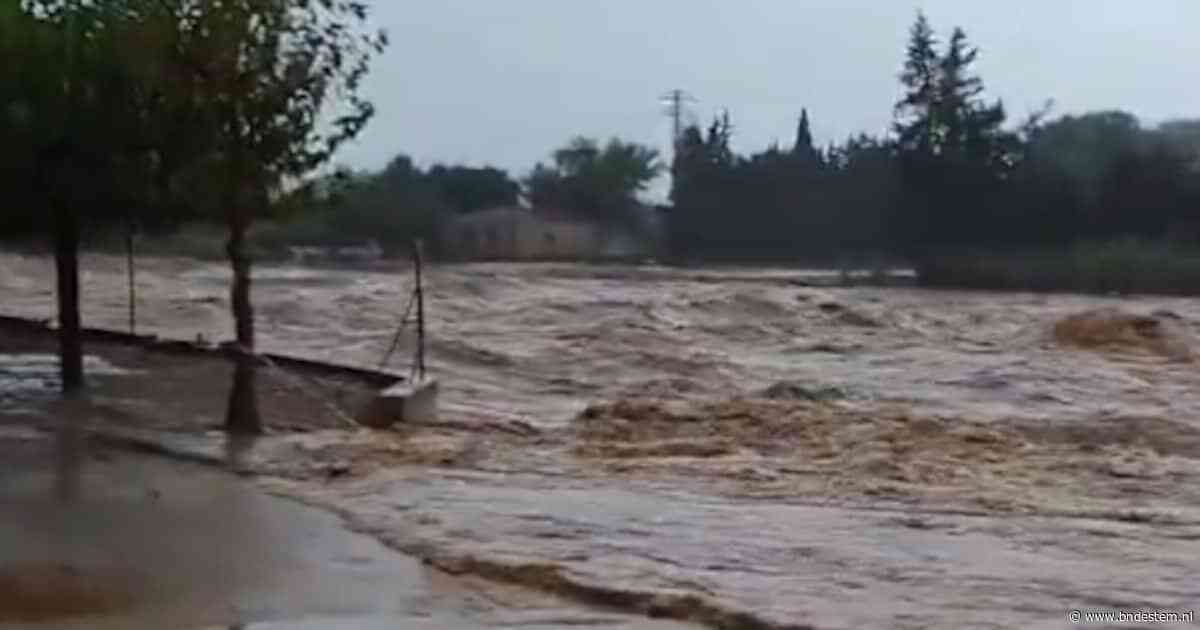 Spanje geteisterd door hevig noodweer: code rood in Valencia en Catalonië