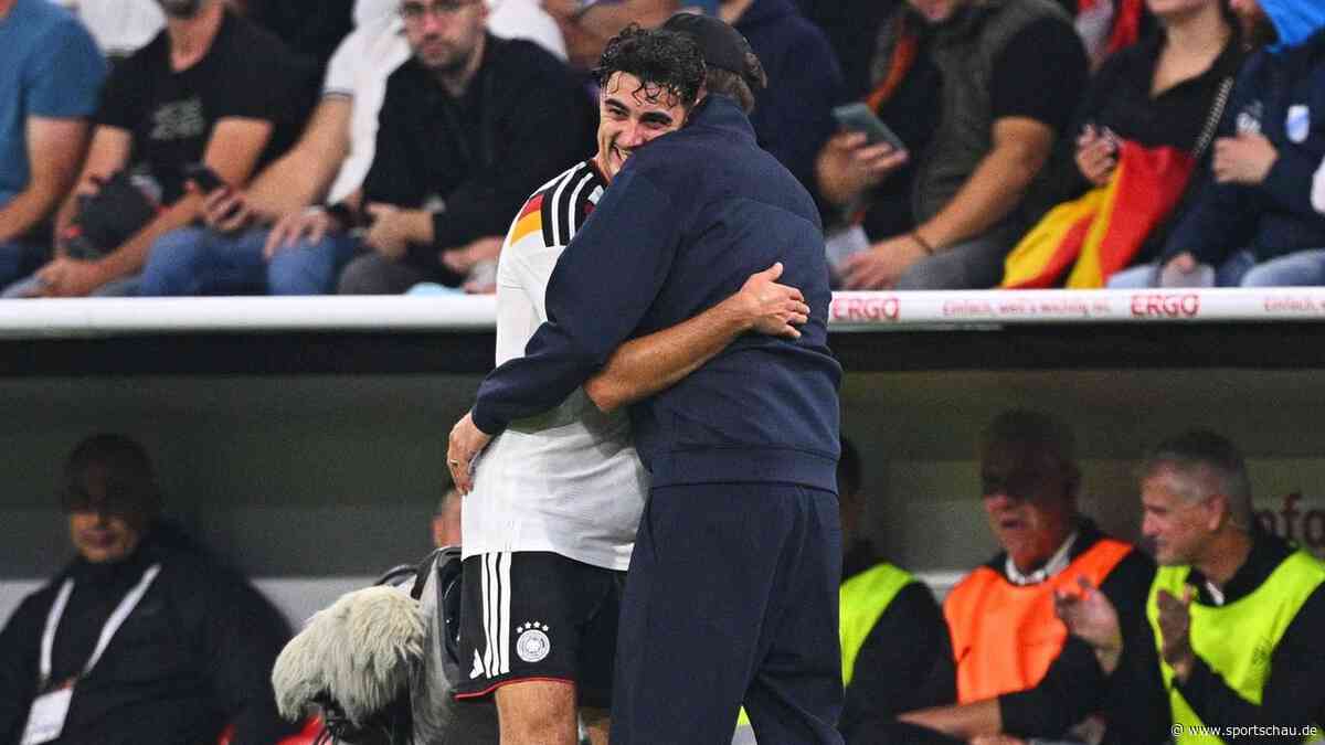 Jürgen Klopp lobt Aleksandar Pavlovic: "Er war überall"
