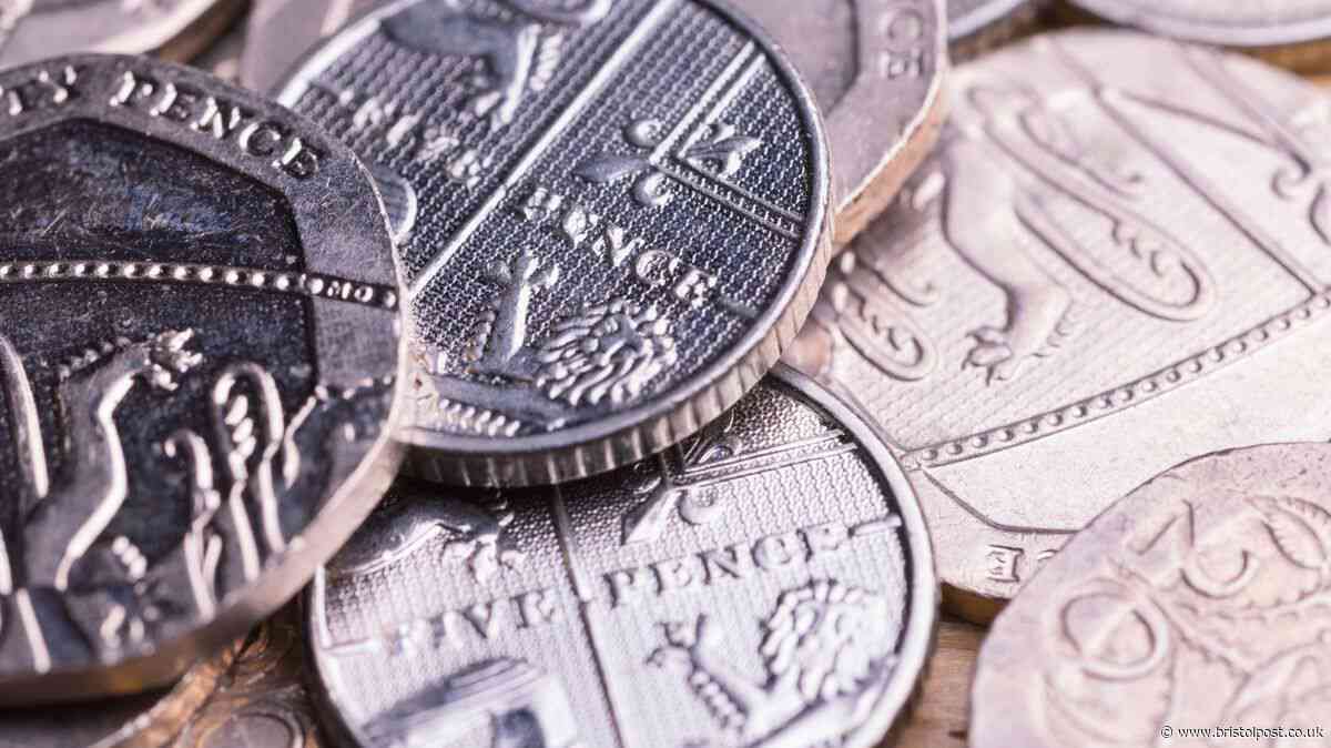 eBay bidding war sees 20p coin sell for £45 - check wallets as there are 250,000