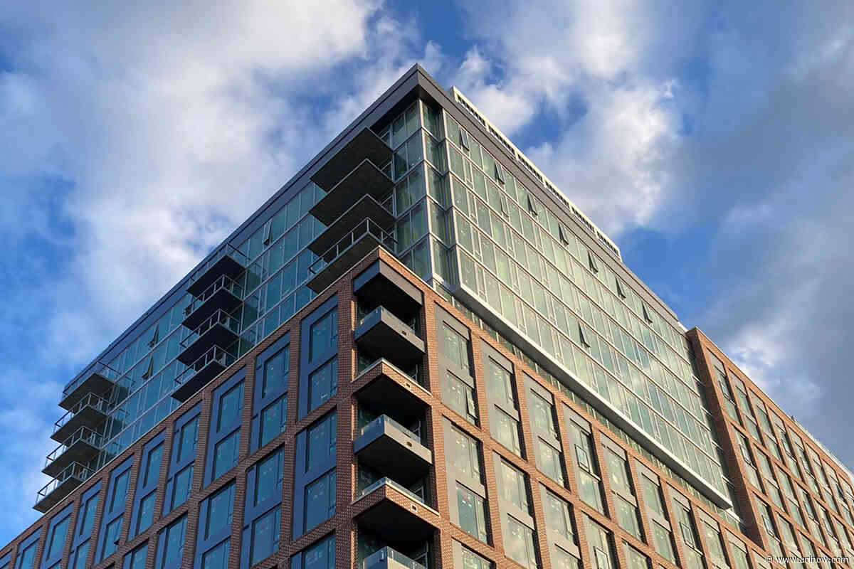Arlington apartment rents rise year-over-year but remain below record high