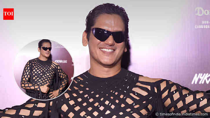 Vijay Varma's cut-out outfit grabs attention; netizens say 'Male Uorfi'