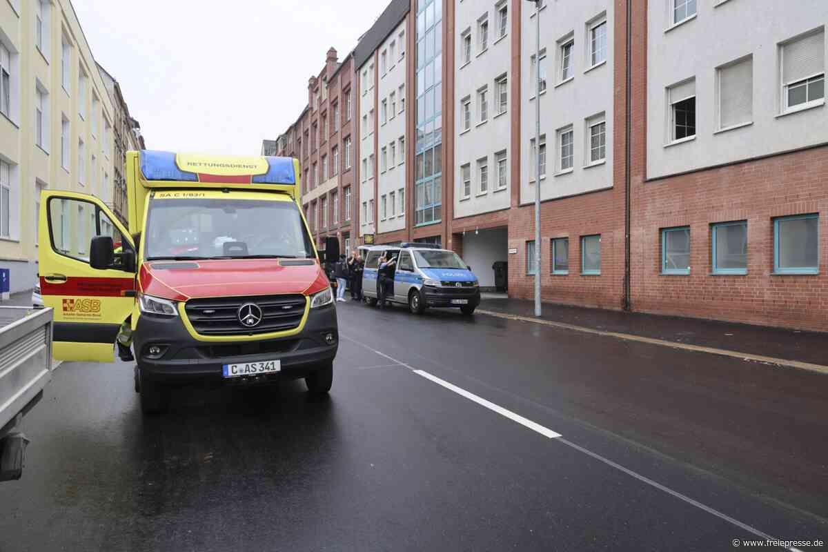 Chemnitzer Sonnenberg: Mann mit Messer angegriffen – Täter flüchtig