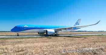 Daar is-ie: eerste A350 van KLM landt op Schiphol