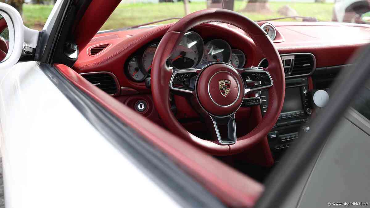 Hamburger soll Millionen veruntreut haben: Sportwagen und Luxusuhren gepfändet