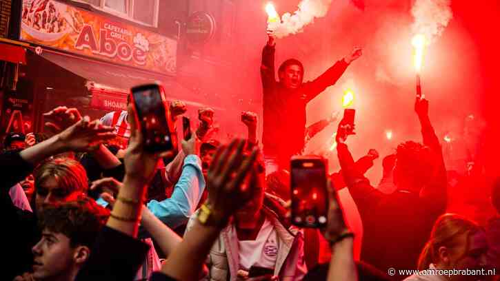 PSV-supporters onderling op de vuist in de trein: taakstraffen uitgedeeld