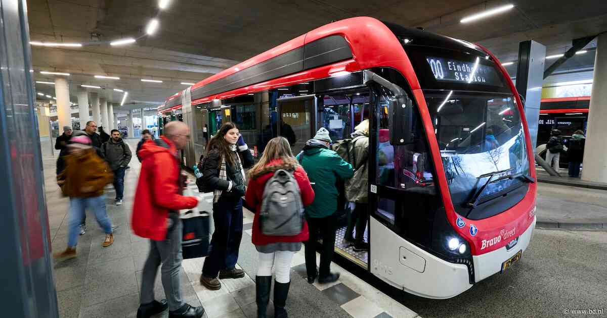 Coalitie botst over miljoenen voor snelbussen naar Brainport: VVD vindt het te duur, PRO en D66 willen juist méér