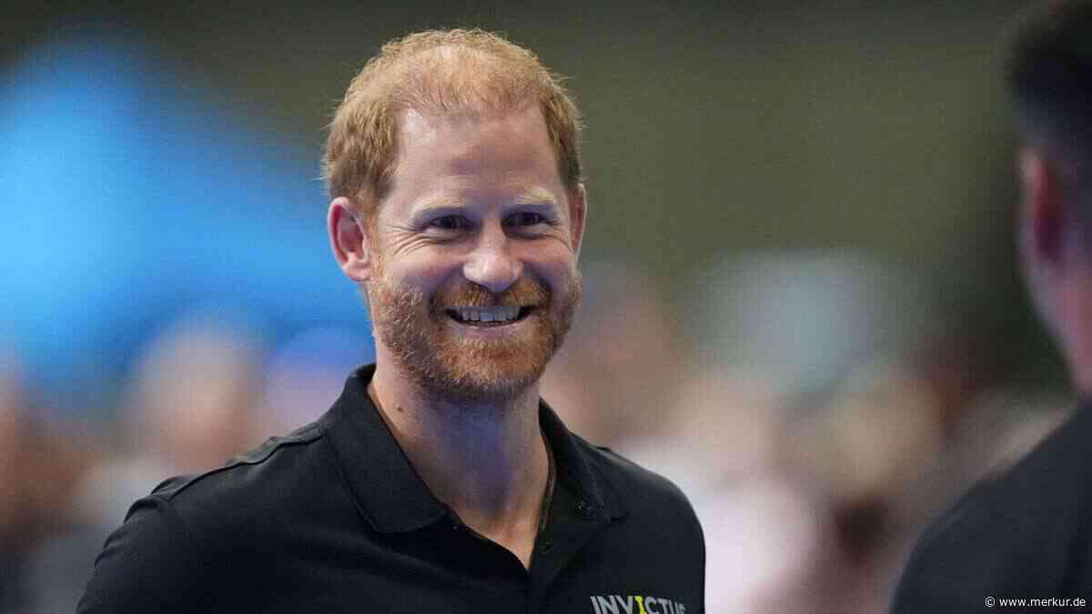 Emotionale NATO-Rede: Prinz Harry spricht über Identitätsverlust nach Militärdienst