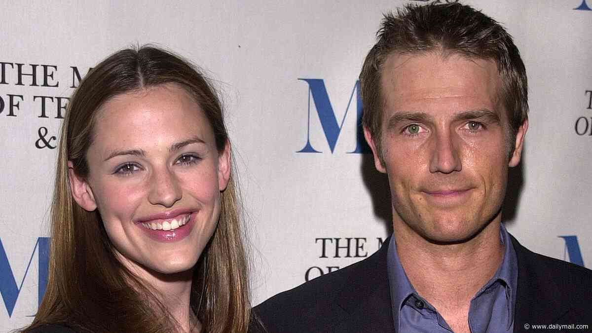 Jennifer Garner, 54, reunites with unrecognizable ex Michael Vartan, 57, more than two decades after their split as they 25th anniversary of their hit show Alias