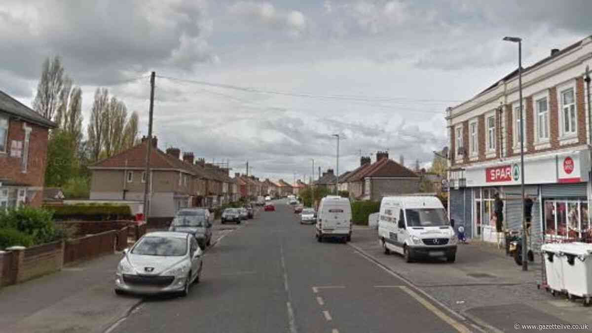 Taxi driver robbed by passenger in Norton - police issue description of suspect