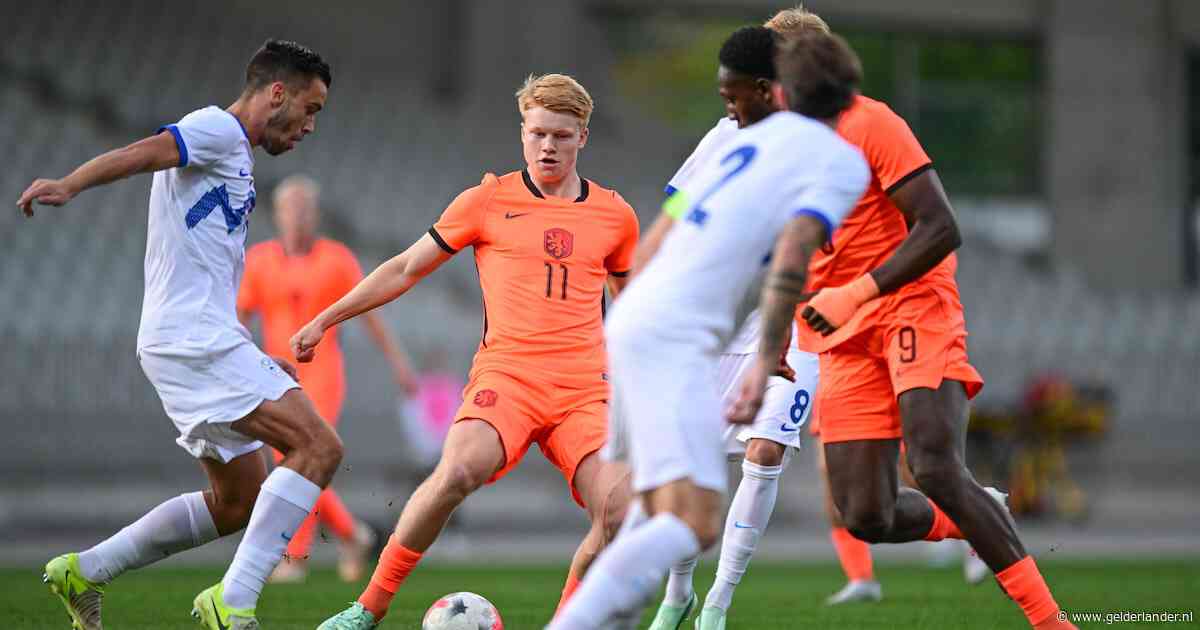LIVE EK-kwalificatie | Jong Oranje bij rust op voorsprong in Slovenië, goals van Oufkir en Zeefuik