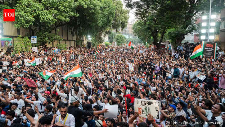Protests against CEC Gyanesh Kumar: Over 700 detained in Delhi, thousands attend CJP stir in Mumbai - top developments