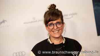 „Wieder schlechte Nachrichten“: Sarah Kuttner meldet sich nach Krebs-Vorsorge