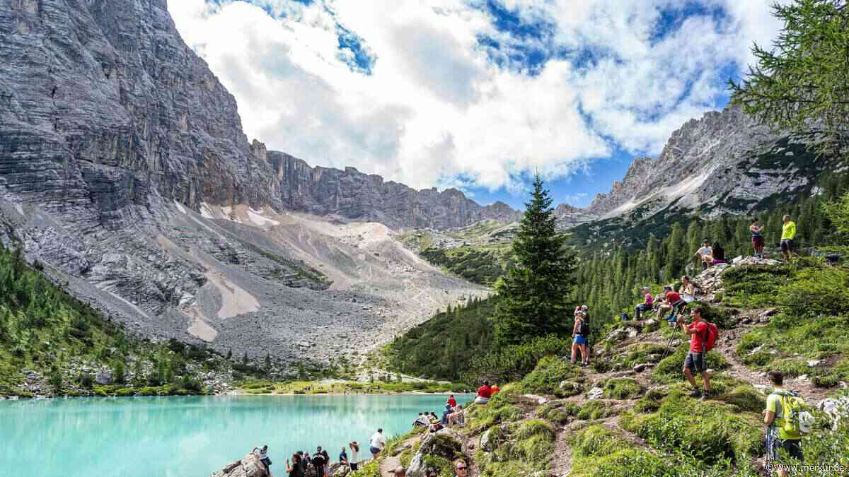 „Es ist das letzte Mal“: Touristen-Chaos in den Dolomiten entsetzt Urlauber