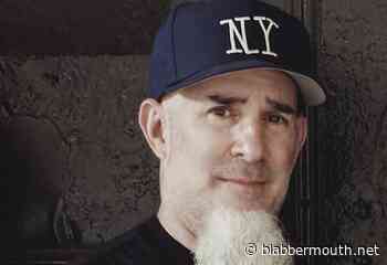 ANTHRAX's SCOTT IAN: 'I'm Not A Liberal. I'm A Centrist.'