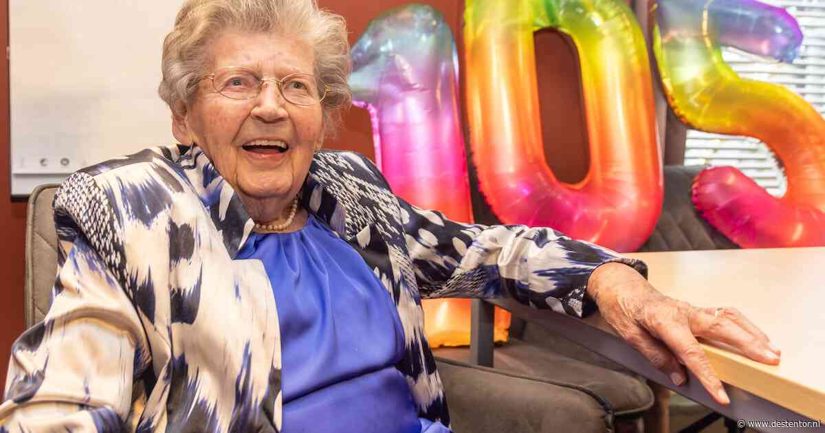Marie (105) kijkt weer uit op de brug uit haar jeugd: ‘Een cadeau’