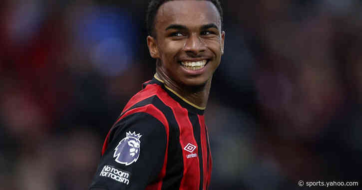 Barcelona see 20-year-old Premier League striker as a future target; remain in contact with his camp
