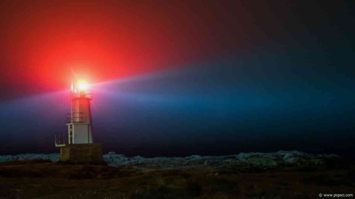 76,000 lighthouses shine in interactive atlas
