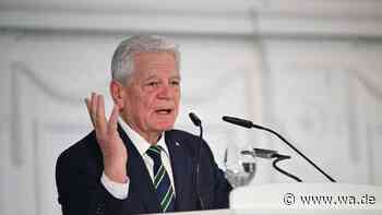 „Dann wäre er ein politischer Volltrottel“: Gauck positioniert sich in Merz-Debatte klar