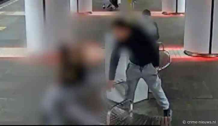 Man gezocht voor aanranden vrouw op klaarlichte dag op metrostation Rotterdam krijgt laatste kans