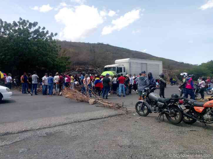 Incumplimiento de acuerdos con Corpoelec desata nueva protesta y tranca en la carretera Centroccidental