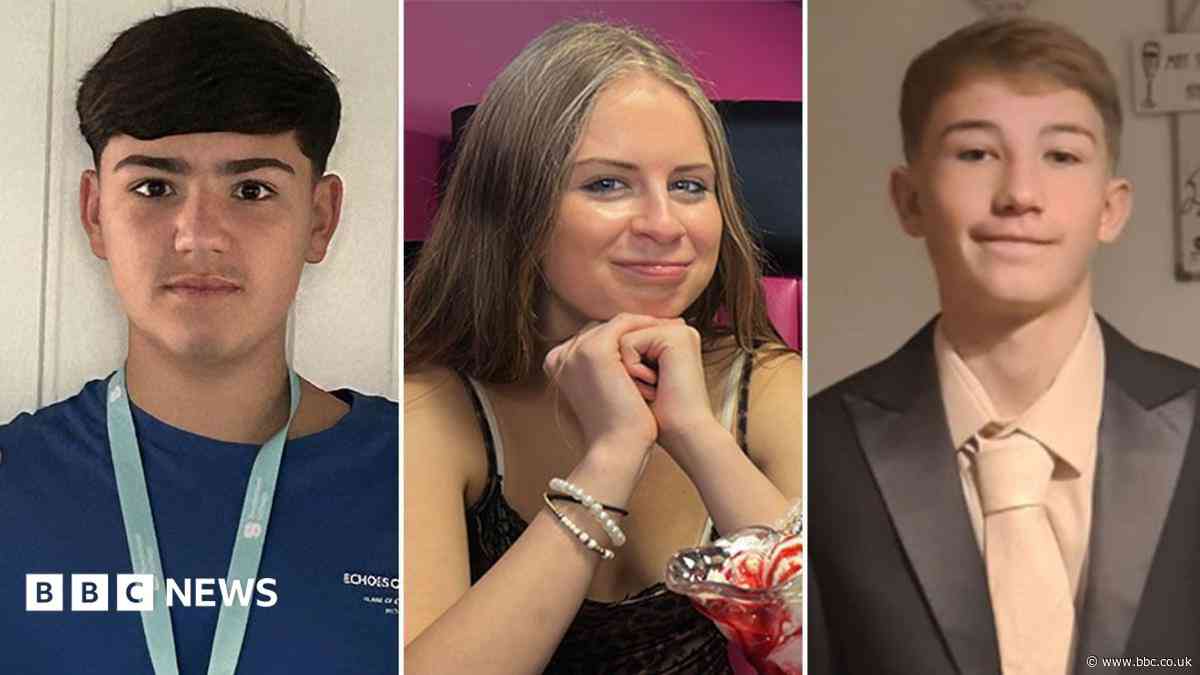 Families remember teens who died in river