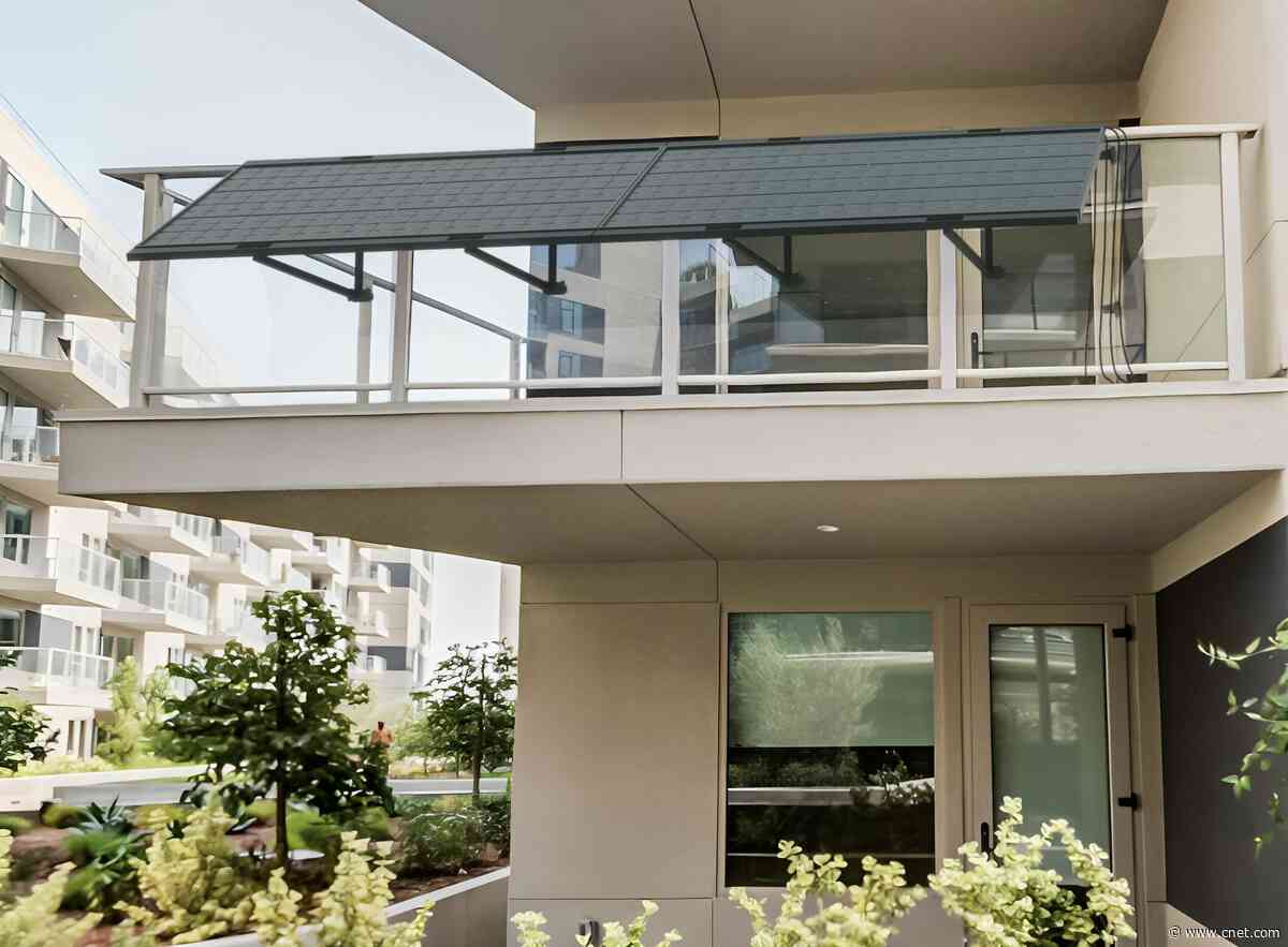 California Legalized Plug-In Balcony Solar Panels, but Don’t Buy Any Just Yet