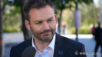 PQ leader says he wants to be a premier for all Quebecers