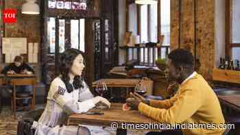 5 things you should stop explaining on a first date
