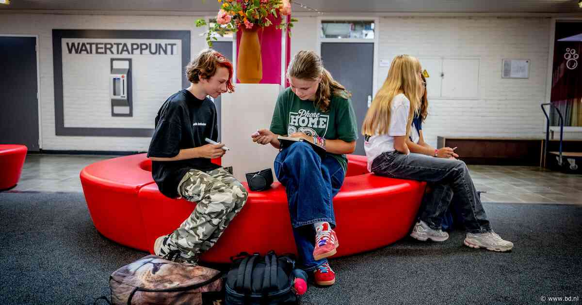 Croptop of gescheurde broek, hier willen Brabanders regels voor op scholen: ‘Petjes horen thuis of in de kluis’
