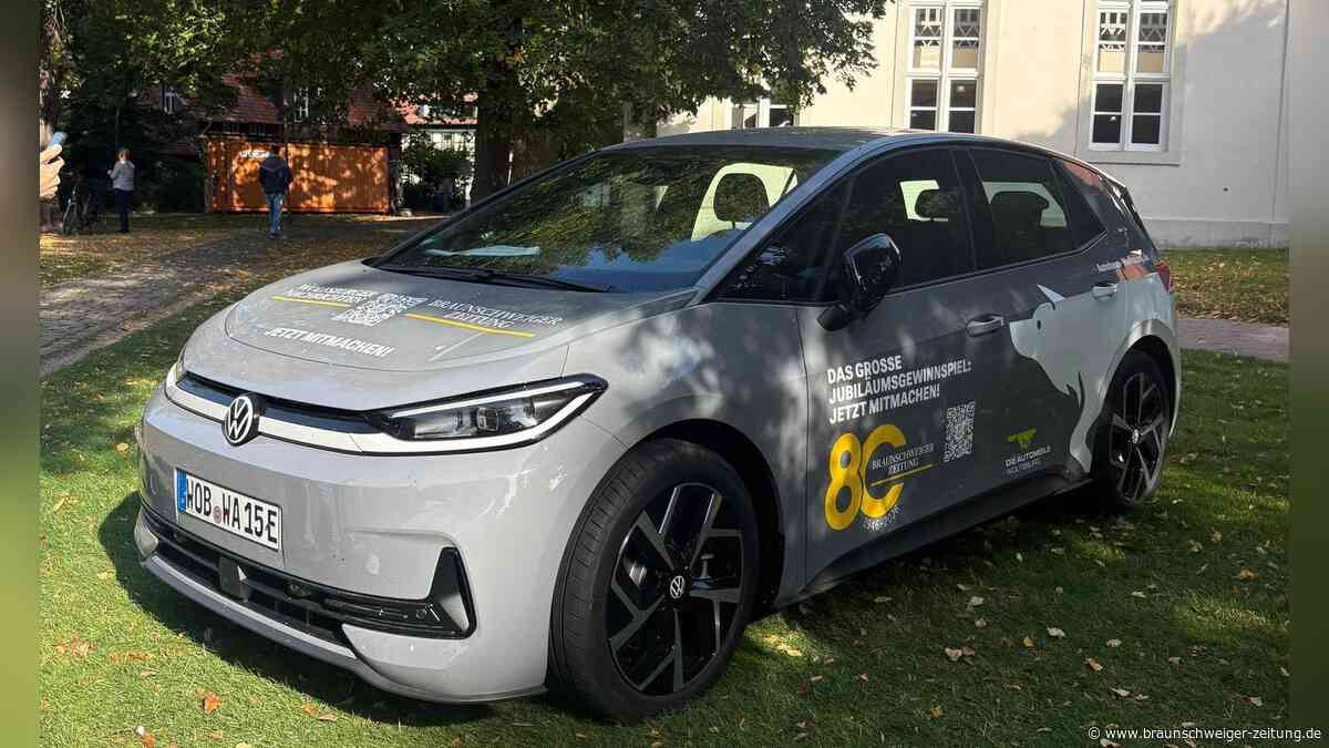 Vor der Eis-Arena Wolfsburg: So gewinnen Sie einen VW ID.3 Neo