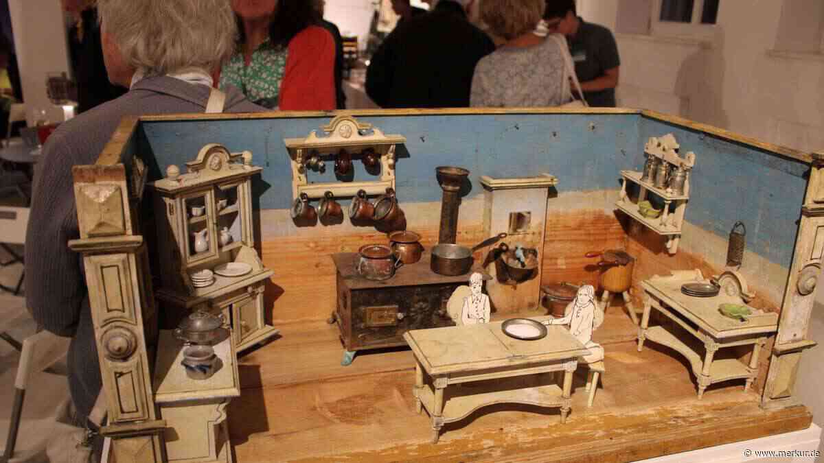 Kindheitszucker kam von Zyklon-B-Fabrik: Ausstellung „Kriegskinder" eröffnet