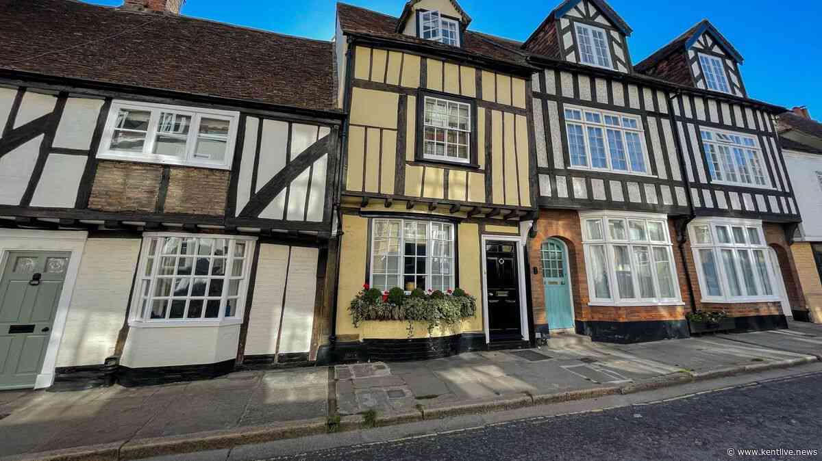 The pretty little medieval Kent town hit by an earthquake and 'snubbed by a queen'