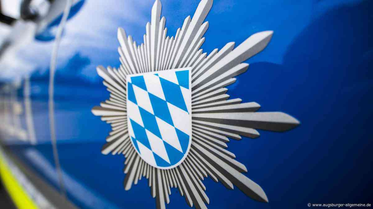 Polizei sucht Zeugen: Zaun in Landsberg gewaltsam beschädigt