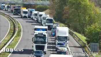 M4 closed for hours after diesel spillage