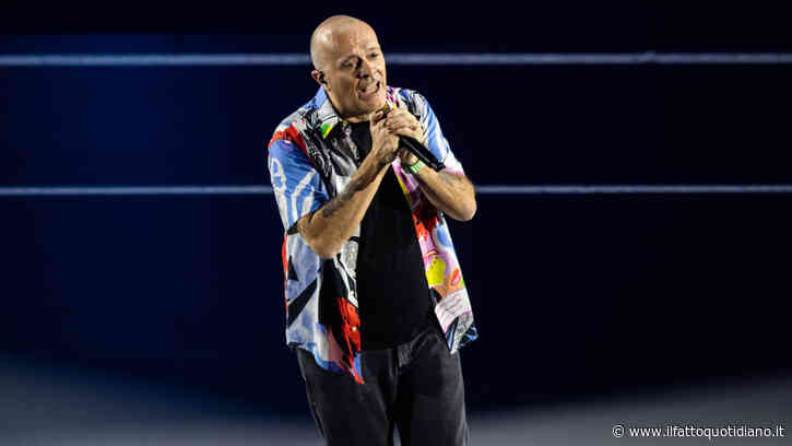 “Giorno dopo giorno mi son reso conto che stavo fondamentalmente parlando di me e Mauro”: Max Pezzali e l’omaggio agli 883 con la sua nuova canzone