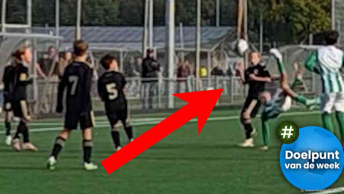 Jeugdspeler maakt weergaloos doelpunt met acrobatische omhaal