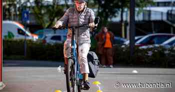 Ouderen die veilig willen blijven fietsen moeten ook de sportschool in: ‘Om evenwicht te houden’