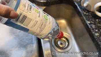 Households urged to put vinegar down the drains in October to combat common problem