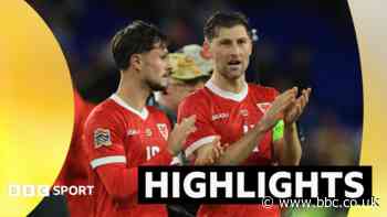Wales come from behind to beat 10-man Norway