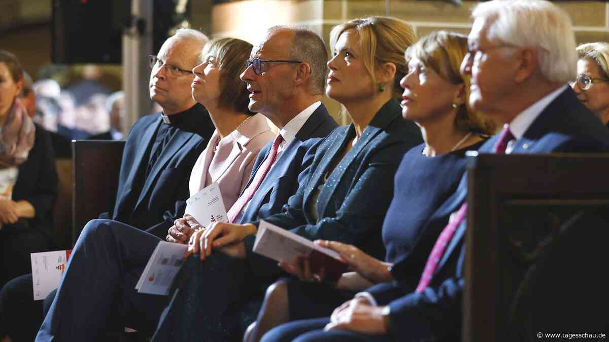 Tag der Deutschen Einheit: Kirchen fordern Zusammenhalt - Warnung vor Polarisierung