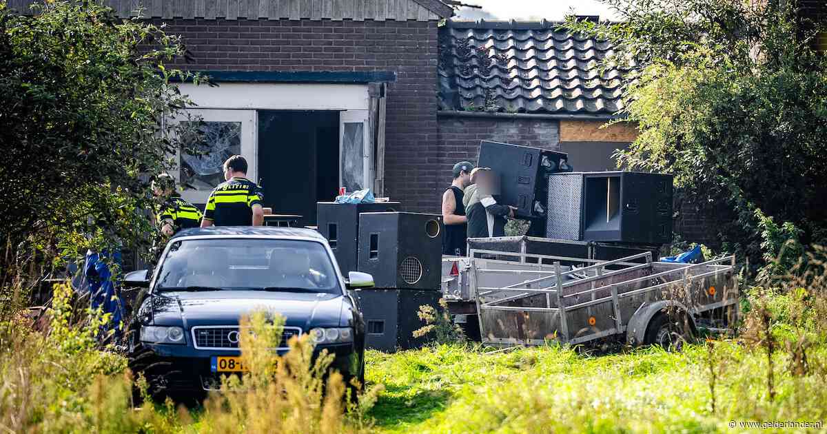 Politie maakt einde aan illegaal feest in leegstaand huis