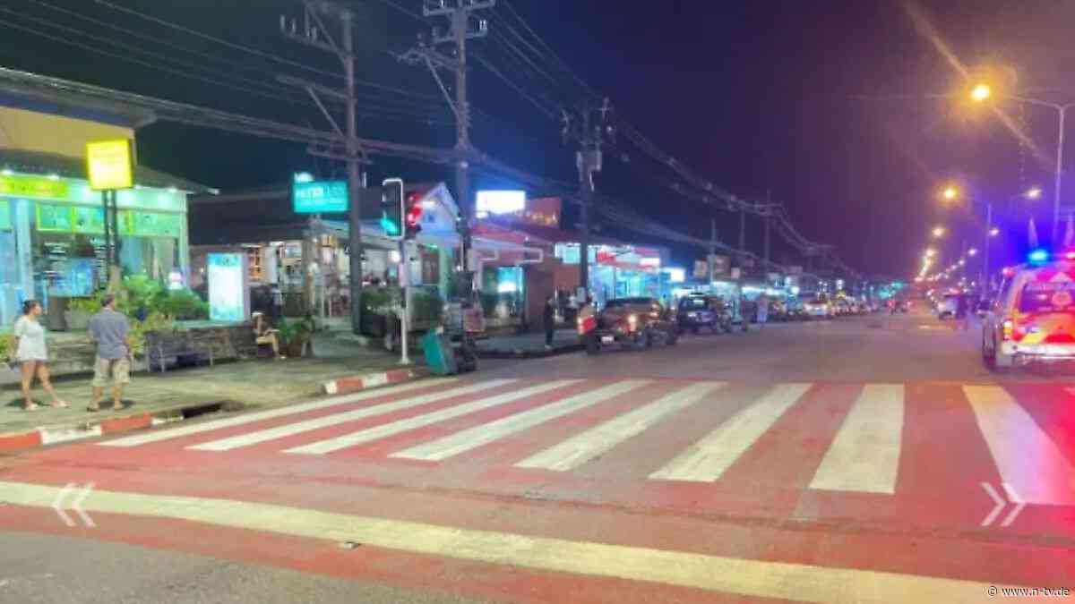 Fahrer ergreift die Flucht:  Pick-up überfährt deutsche Urlauber auf Thailand