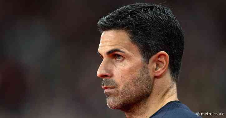 Former Chelsea striker defends Arsenal star who has ‘become a scapegoat’