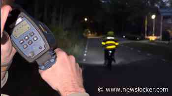 Jongen (15) rijdt op mountainbike die 84 km/u kan en gooit fiets naar politie: agente loopt zwaar lichamelijk letsel op