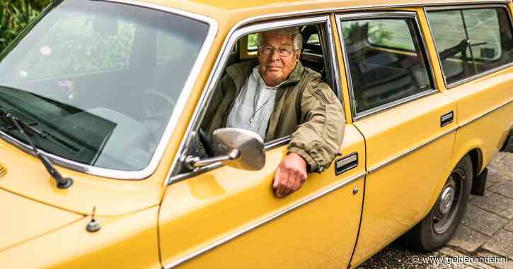 Jan Brouwer (85) rijdt nog altijd in Eus, zijn Volvo vol herinneringen: nu raakt zijn bijzondere verhaal ook Zweden