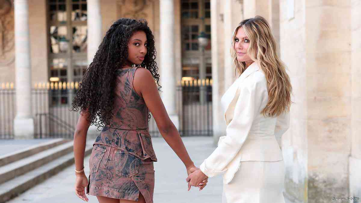 "Vorgezogenes Geburtstagsgeschenk" : Tochter Lou begleitet Heidi Klum erstmals zur Paris Fashion Week